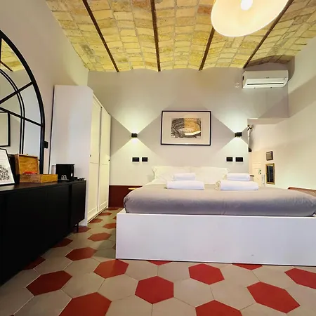 Hexa * Rome